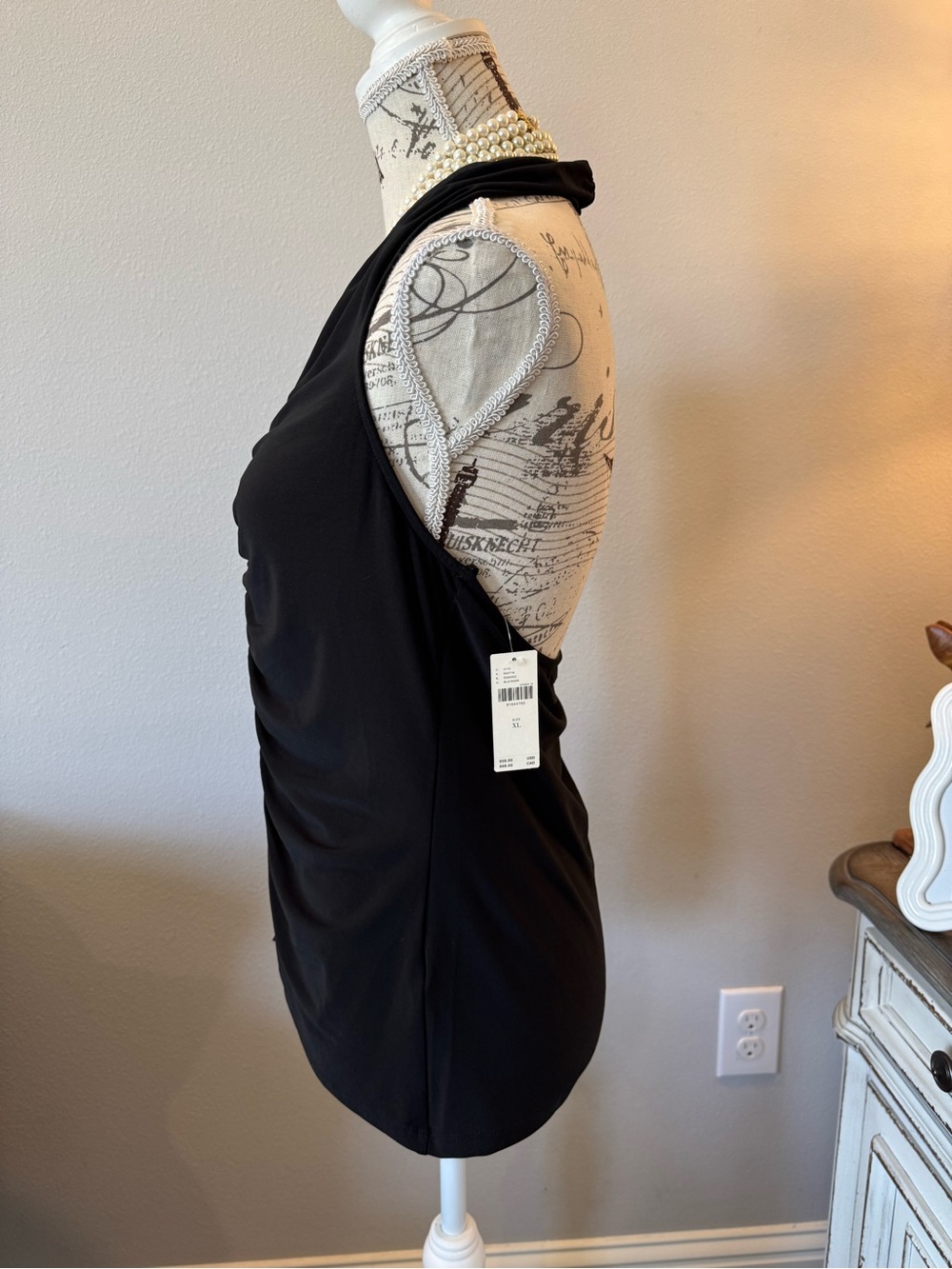 NWT Anthropology Black Ruched Halter Top - Picture 4 of 11